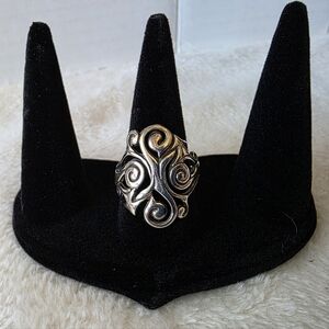Sterling Swirl Ring